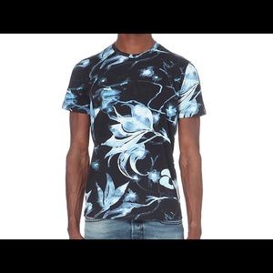 Men’s Diesel shirt.